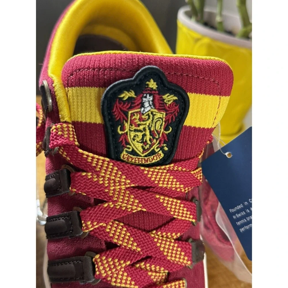 Harry Potter K-Swiss Gryffindor Sneakers NIB Size: Women's‎ 7.5 Men's 6 Youth 6Y